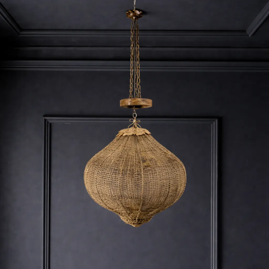 Elegant Drop Pendant.webp