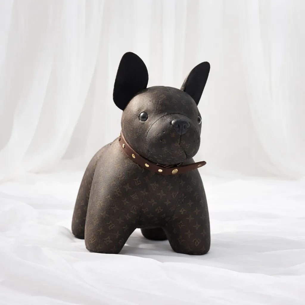 [Pou-131] Monarque Pup