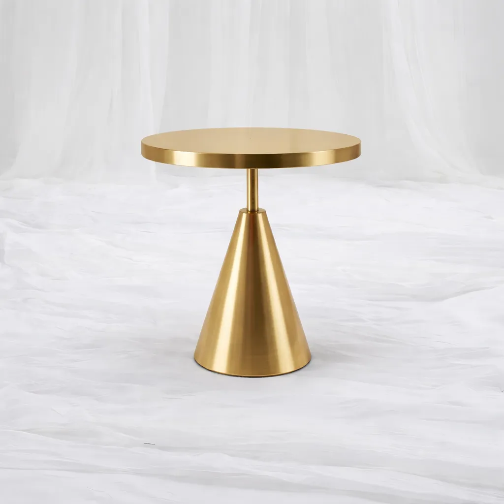 [tab-178] Elegant Gold Side Table