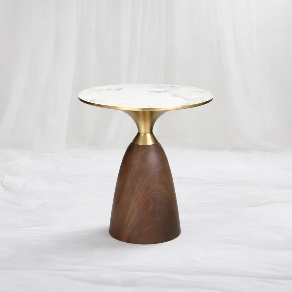 [tab-208] Aurelio Axis