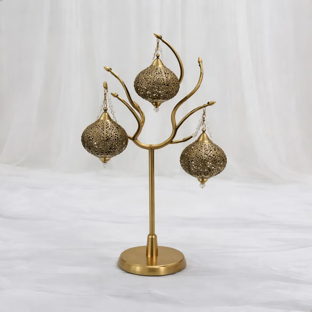 Elegant Moroccan-Style Lantern Lamp