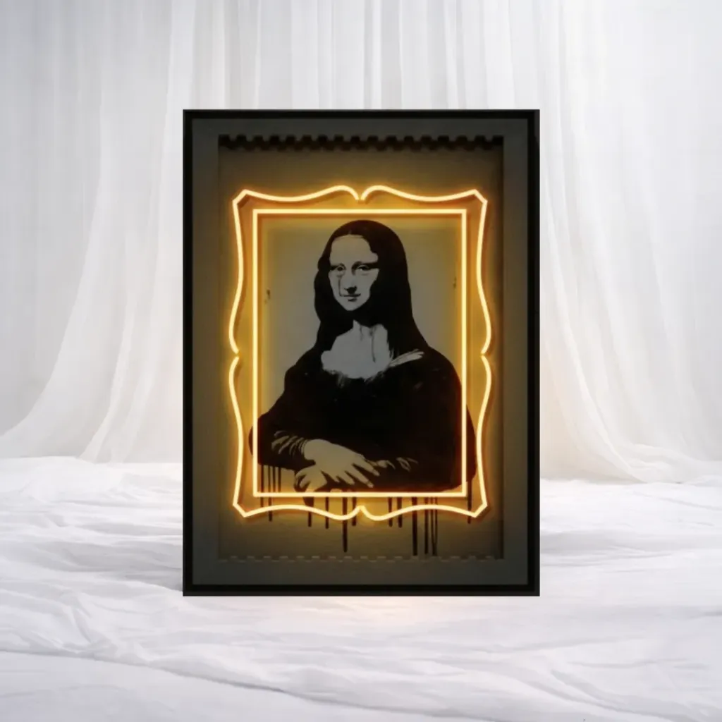 Mona Glow