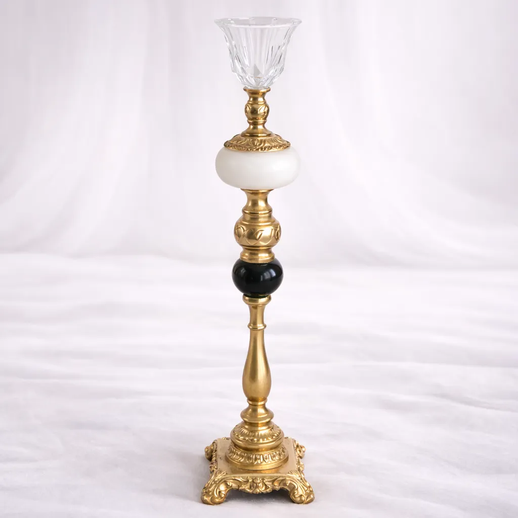 Regal Aurelius Candle Stand