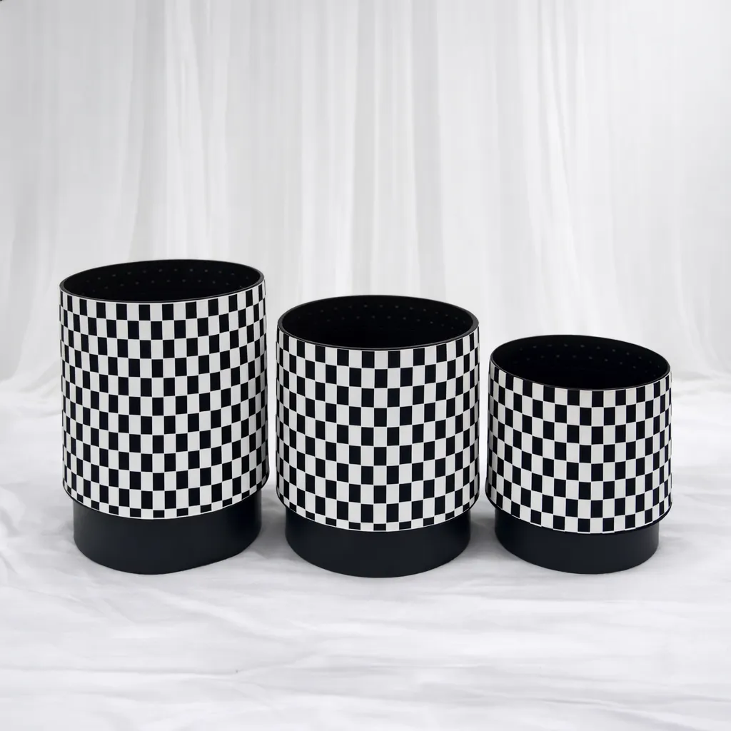 [P-1078] Obsidian Rhythm Pot