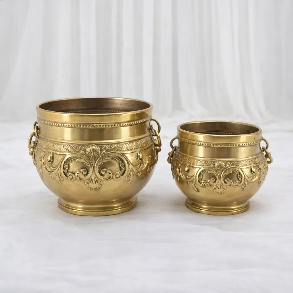 [P-1093] Elegant Brass Cachepots with Intricate Details