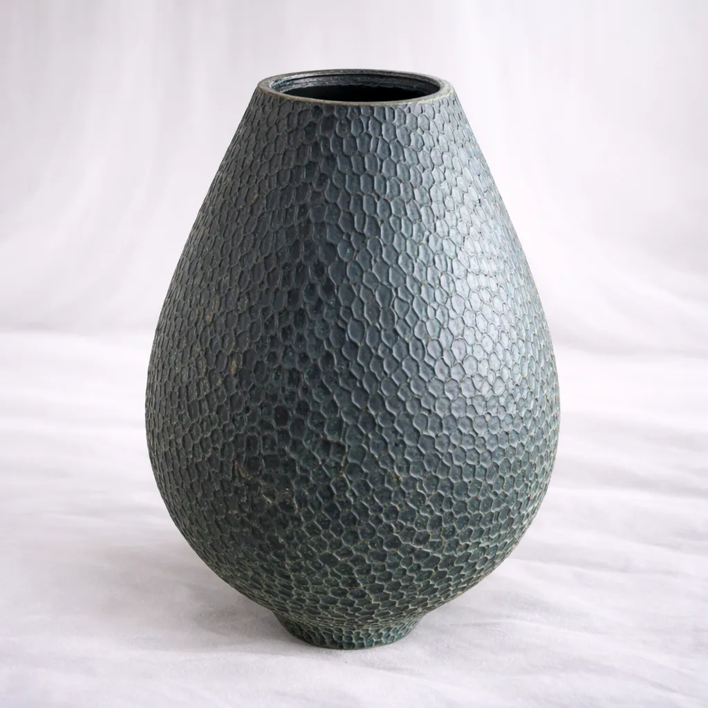 Slate Élan Vase