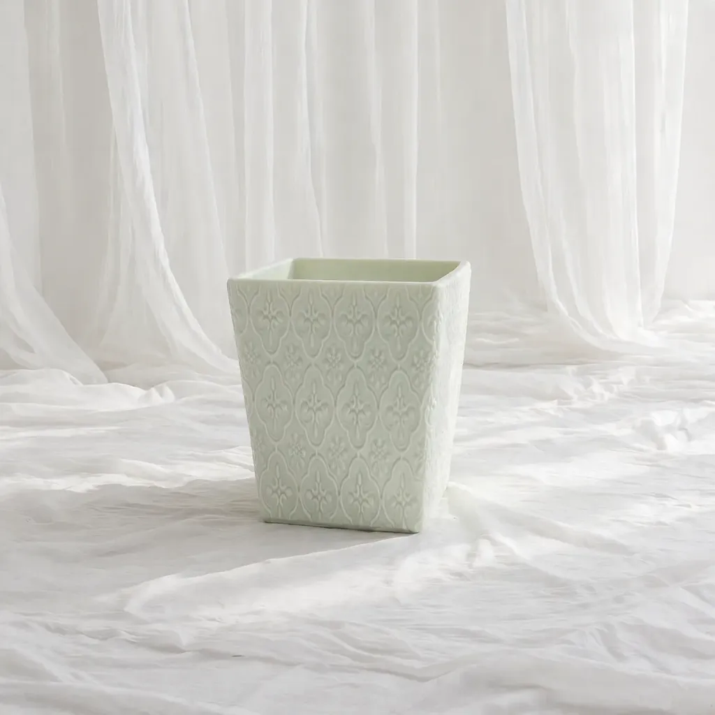 [P-1153] Embossed Mint Ceramic Planter