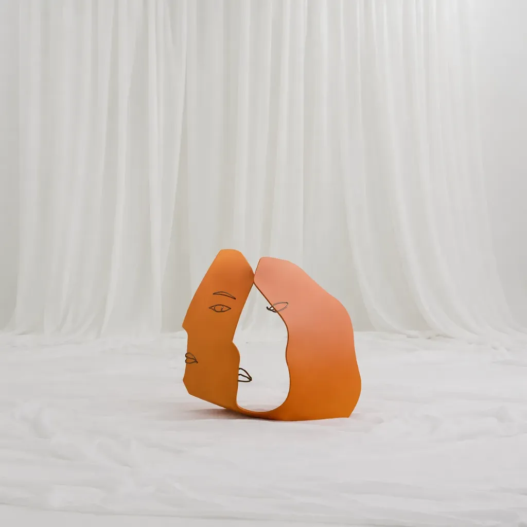 Abstract Dual-Tone Modern
