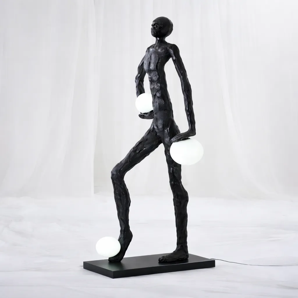 [SLP-1321] Stride Form Sculpture