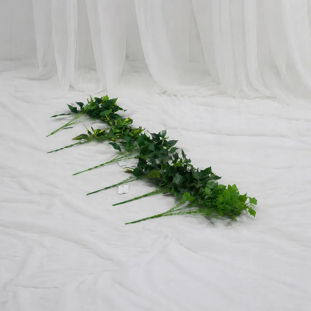 Green Ivy Hanging Stems