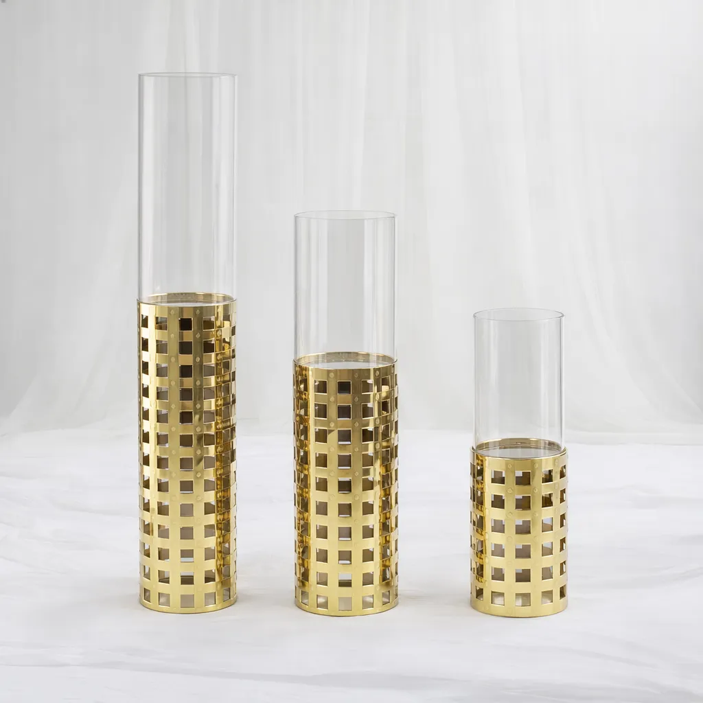 [Cs-444-S] Elegant Gold and Glass Candle Holders (S)
