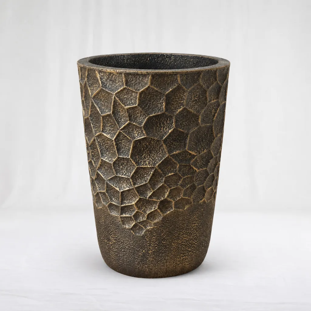 Savoy Textured Planter