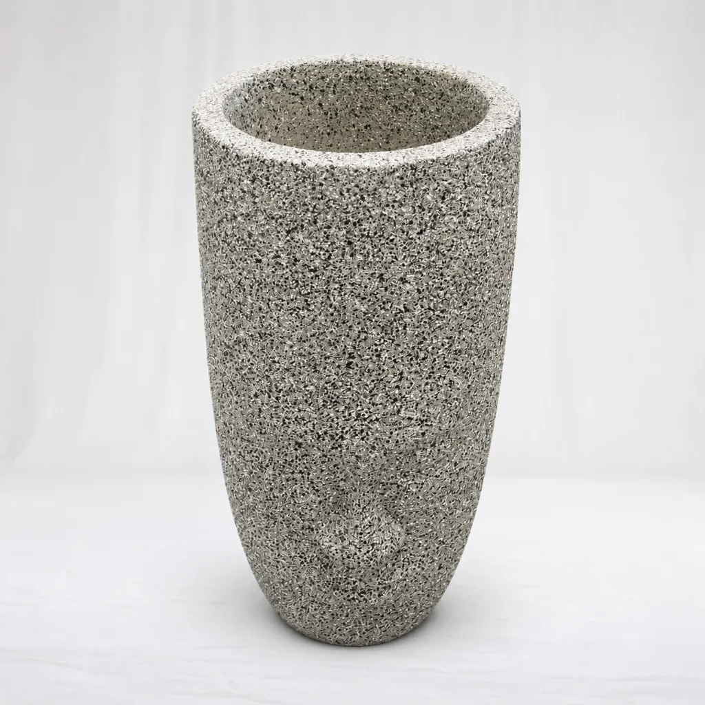 Velluto Tall Planter